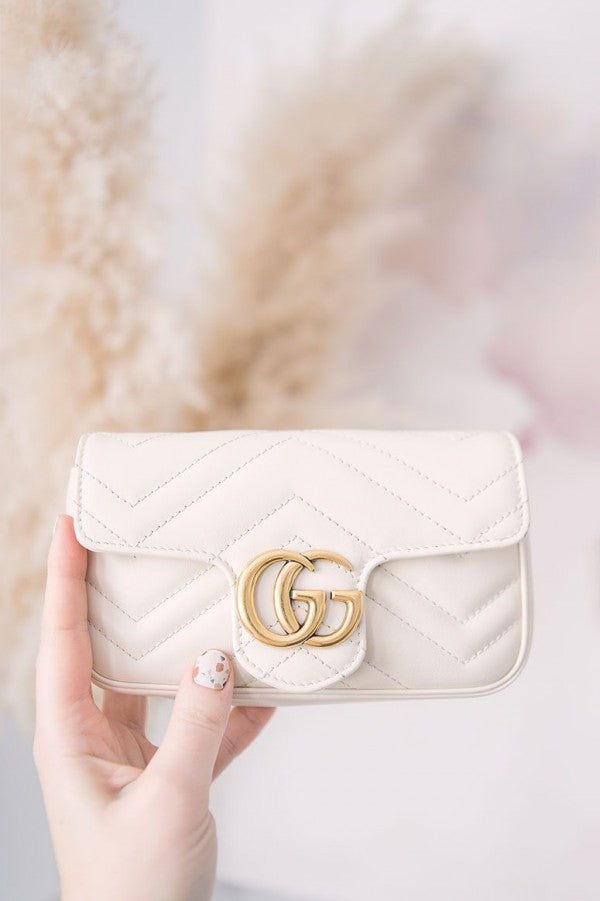 Gucci GG Marmont Mini Matelasse Shoulder Bag With OG Box & Dust Bag (White-907)