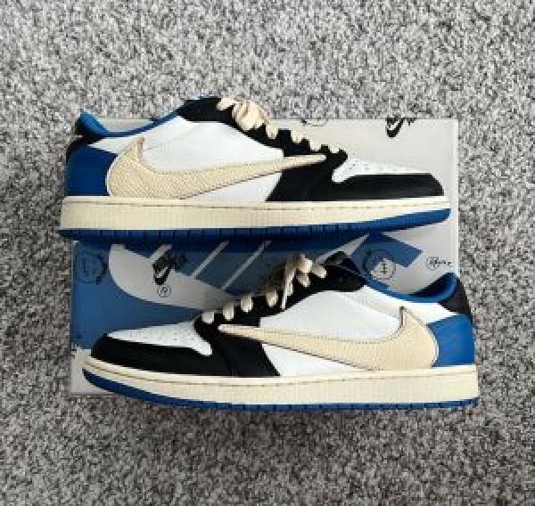 Travis Scott X Fragment X Air Jordan 1 Low OG SEMI UA