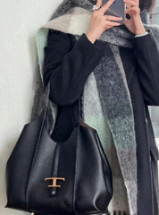 Tod's T Timeless Premium Quality Leather Bag With Extra Pouch & OG Magnetic Box With Dust Bag (Black - 444)