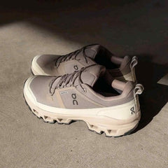 On Cloud rock Low Waterproof Cinder Fog