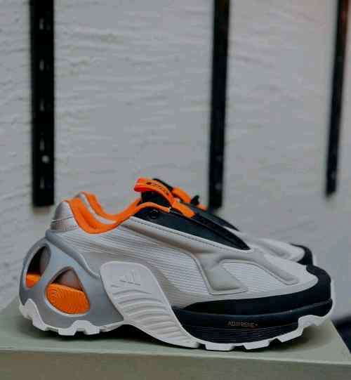 Adidas wonder runner grey orange