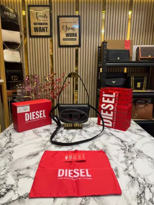 Diesel 1dr shoulder bag premium quality with box and dust bag including carry bag black