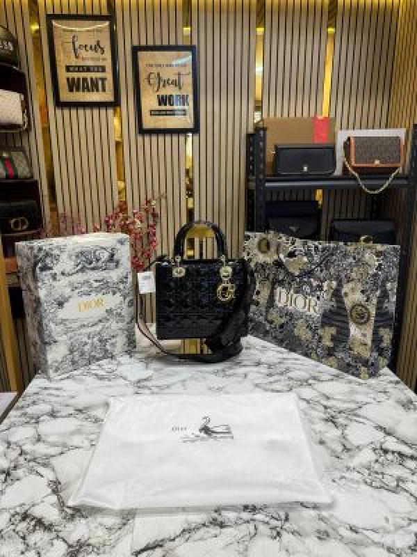Christian Dior Lady Bag Glossy With Box And Dust Bag Including Carry Bag (8851 Black)