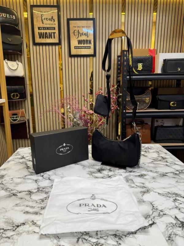 Prada Re edition 2005 Nylon Premium Quality Shoulder Bag With Box And Dust Bag (Black)