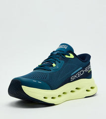 Skechers Max Cushioning Glide-Step - A Slip-ins running shoes