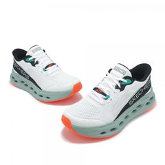 Skechers Max Cushioning Glide-Step - A Slip-ins running shoes