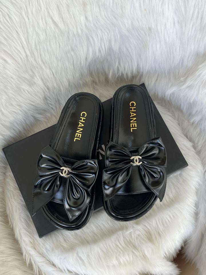 Chanel Bow  Platform Slides With Original Box