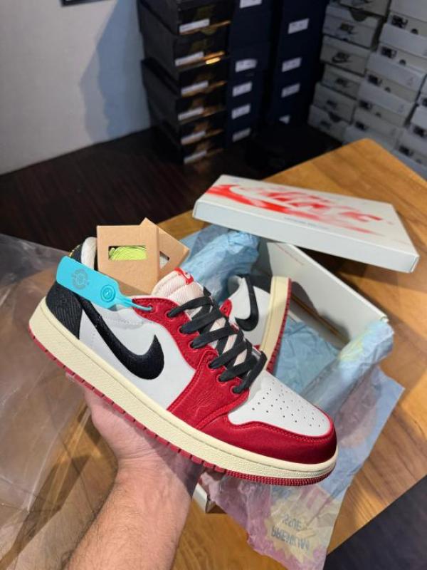 UA Air Jordan 1 LOW TROPHY ROOM