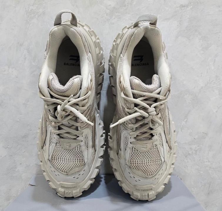 Balenciaga Defender Bouncer Sneaker Beige