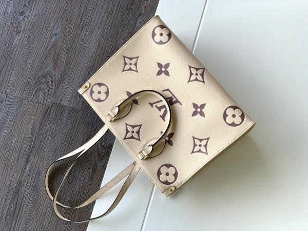 Louis Vuitton OnTheGo MM Bicolor Monogram Handbag With Dust Cover & Carry Bag Purple M45320