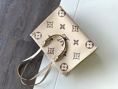 Louis Vuitton OnTheGo MM Bicolor Monogram Handbag With Dust Cover & Carry Bag Purple M45320
