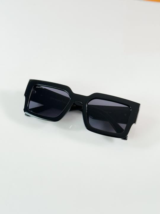 Louis Vuitton 0646 Black