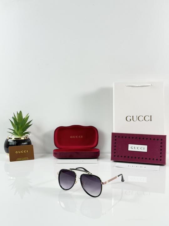 Gucci 3748 Gold Black DC