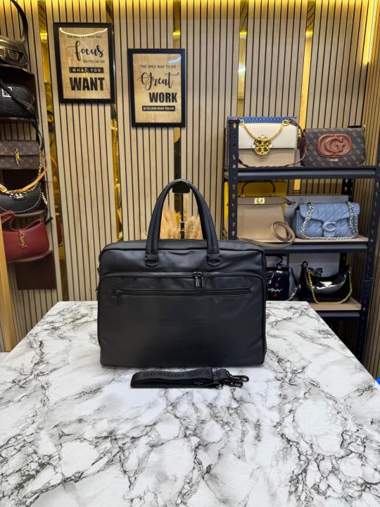 Giorgio Armani Premium Laptop Briefcase In Sleek Black (A8917)