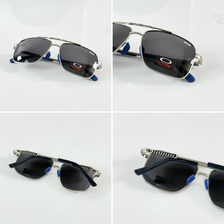 Oakley 3922 Silver Black