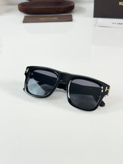 Tomford 259 Black