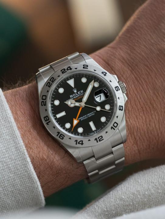 Rolex Oyster perpetual Explorer 2.0