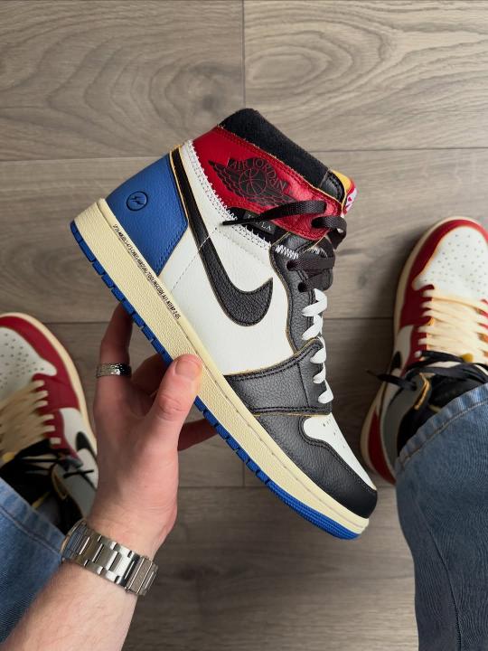 Nike Air Jordan 1 Retro High OG SP Fragment x Union LA Varsity Red Sport Royal sneakers