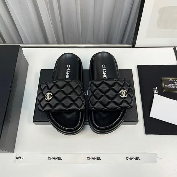 Chanel Camellia Classic FlipFlops With OG Box & Carry Bag (Black 1077)