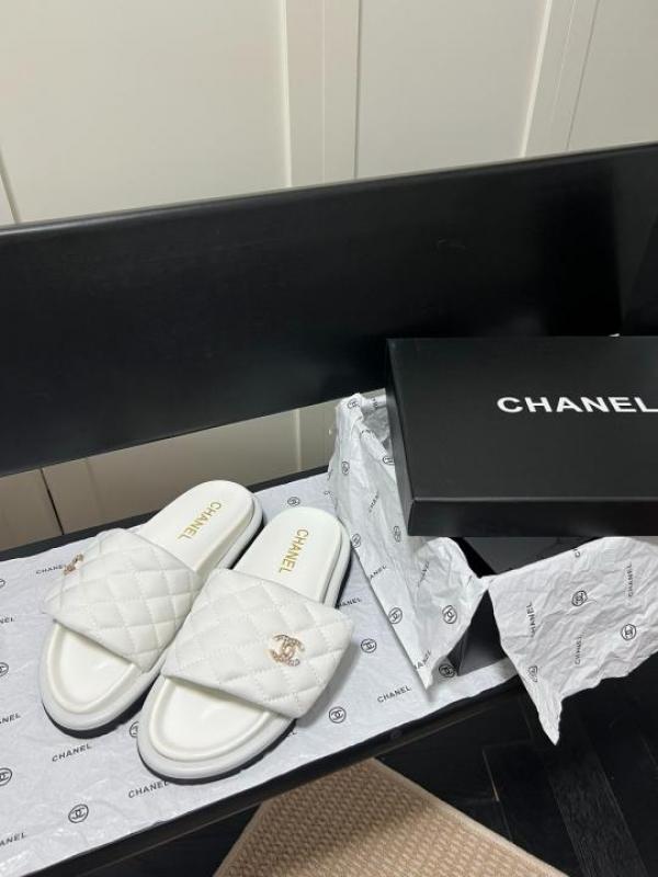 Chanel Camellia Classic FlipFlops With OG Box & Carry Bag (White 1078)