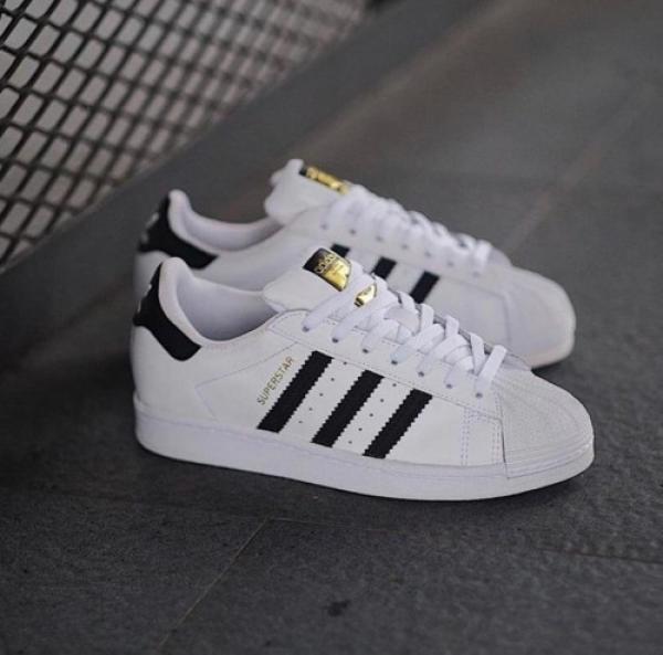 Adidas superstar black white