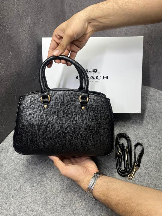 Coach Savannah Carry all Signature Black Leather Bag With OG Box Dust Cover & Carry Bag 2506 All lack