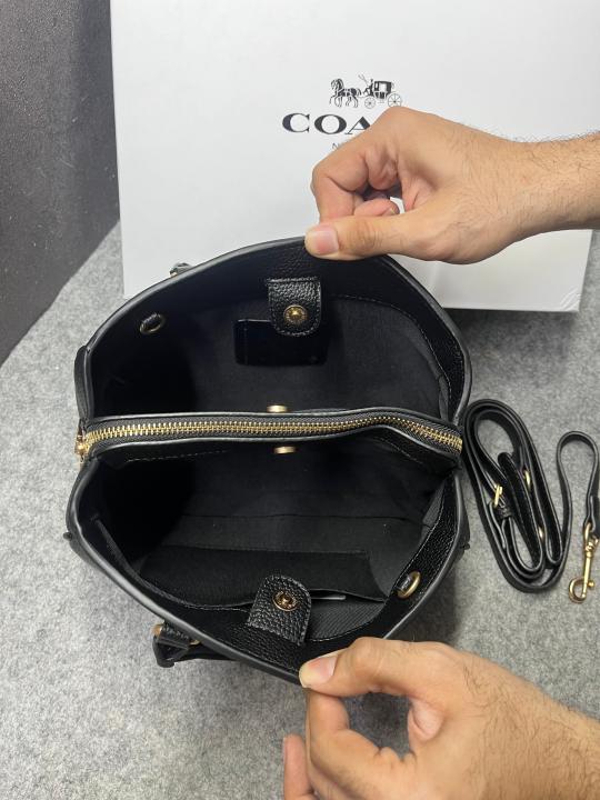 Coach Savannah Carry all Signature Black Leather Bag With OG Box Dust Cover & Carry Bag 2506 All lack