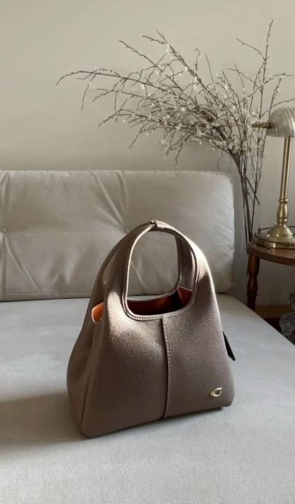 Coach Lana 23 Khakhi With OG Box Dust Cover Long Belt CM545 Khakhi