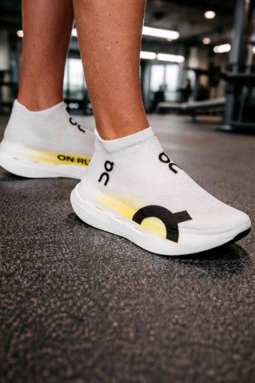 On Cloud boom Strike LS White Yellow 5067