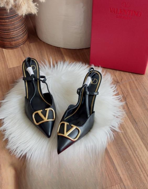 Valentino Garavani VLogo Signature Sling back Pumps Black Leather With  OG Box & Carry Bag 933V Black