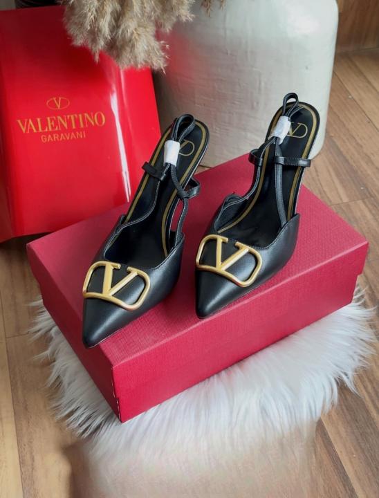 Valentino Garavani VLogo Signature Sling back Pumps Black Leather With  OG Box & Carry Bag 933V Black