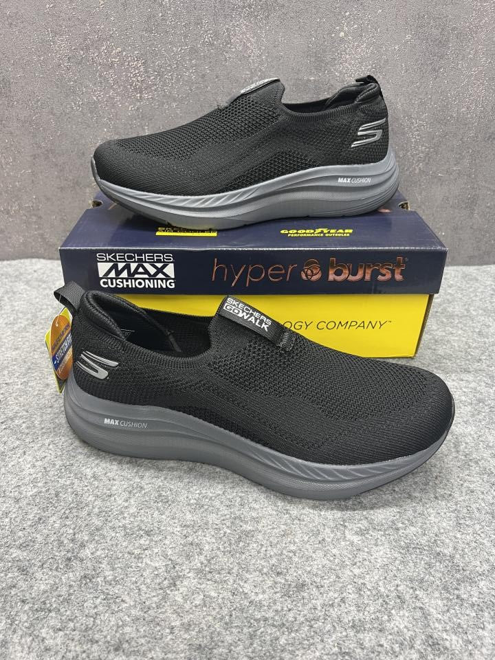 Skechers Go Walk Slip on Sneaker Black A11