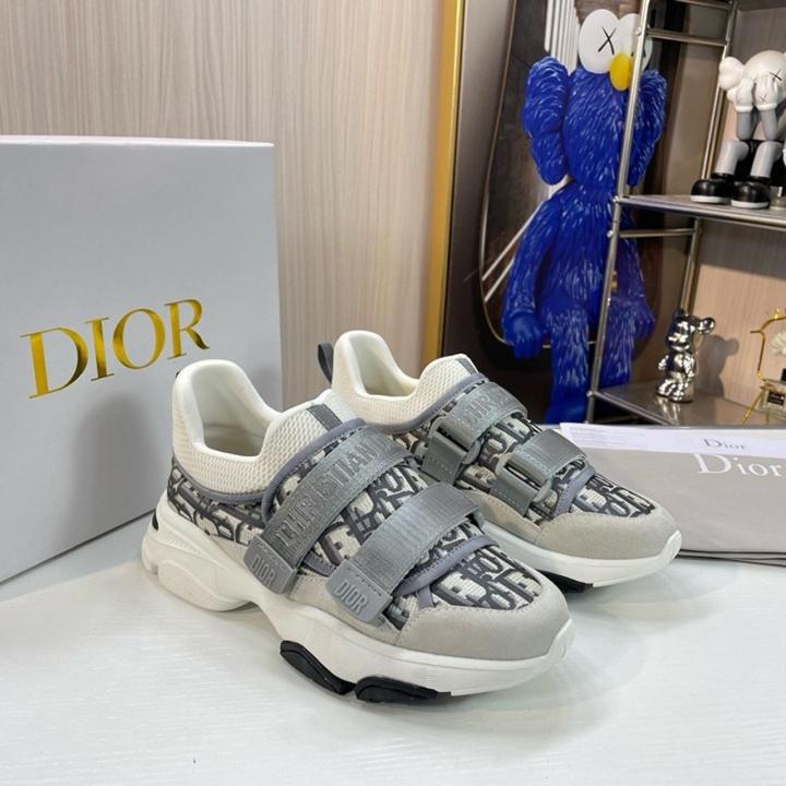 Christian Dior D Wander Sneaker white