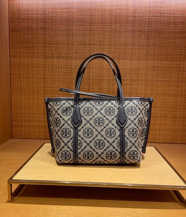 Tory burch Perry Tote Navy Blue Leather With OG Box & Dust Cover Navy Blue 862368