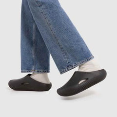 Crocs mellow recovery clog Black with og box carry bag