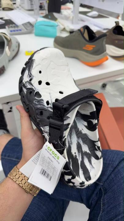 Crocs All-Terrain Atlas Clogs White Black With Og Box And Carry Bag