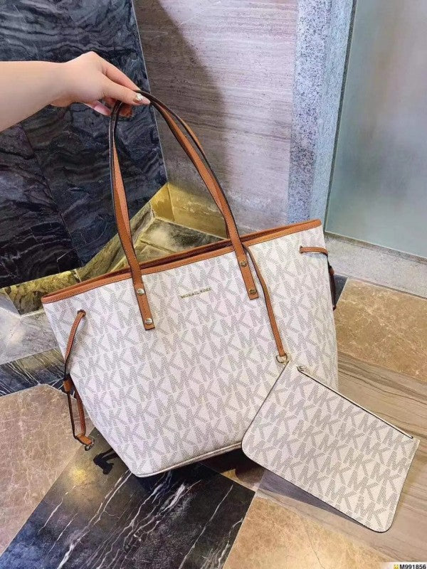 Michael Kors MK Voyager Tote Bag With Side Pocket & Dust Bag Beige Brown 2003
