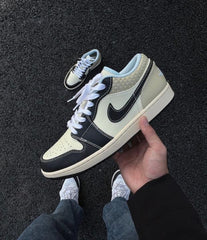 Air jordan 1 low se coconut milk black
