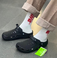 Crocs Yukon Clogs Black