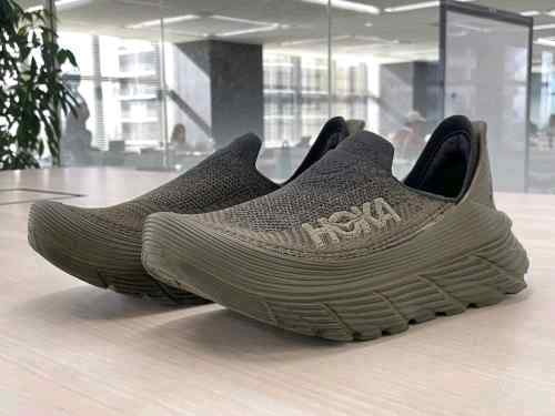 Hoka Restore TC Dark Olive Green