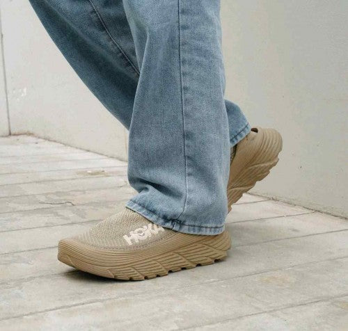 Hoka Restore TC Dune Oxford Tan