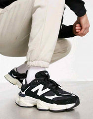 New Balance Black White 420