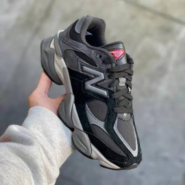 New Balance 9060 Black Castle rock 371