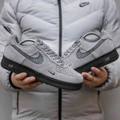 Nike airforce 1 07 lv8 se reflective swoosh cool grey