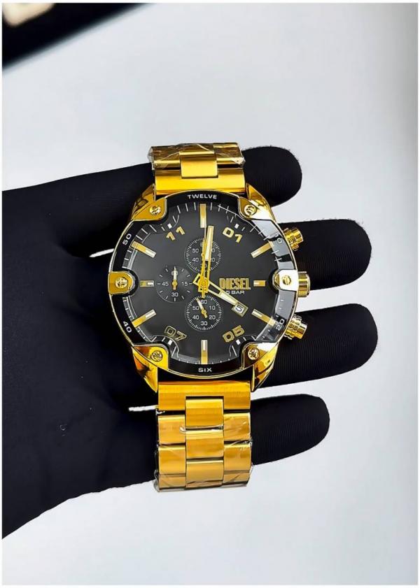 Diesel Spiked gold black