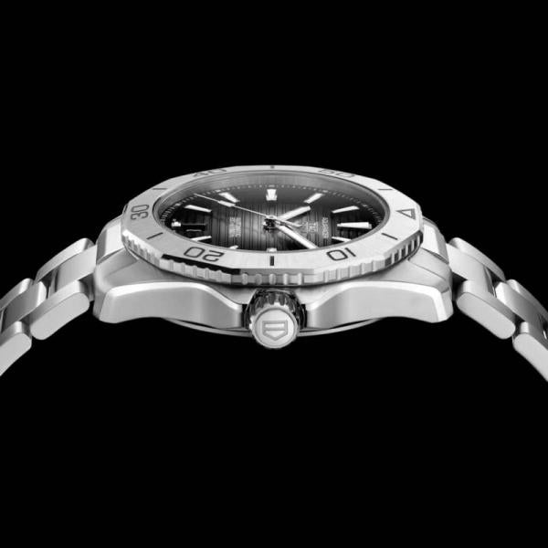 Tag Aquaracer Professional 200 Date Automatic