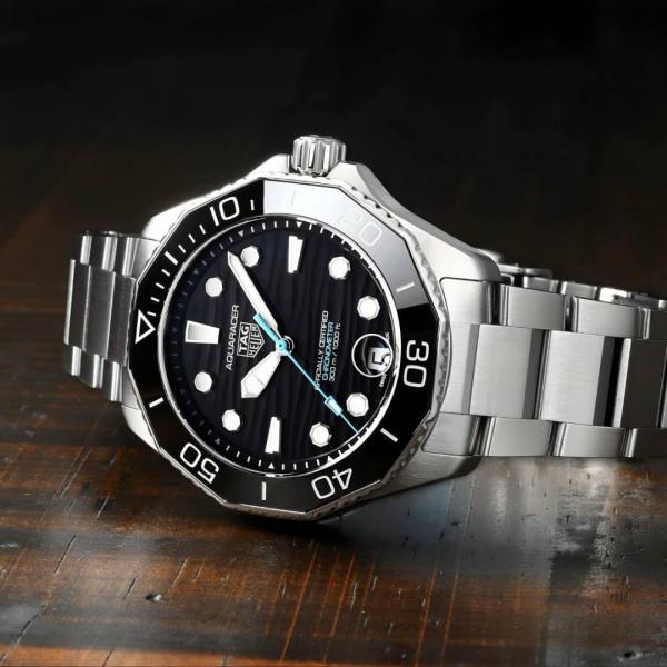 Tag Heuer aquaracer professional 300m date automatic