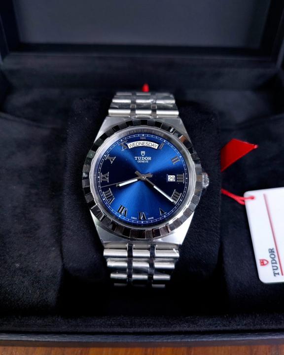Tudor Royal automatic silver blue