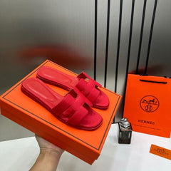 Hermes Paris Oran Flats Watermelon Red For Her With OG Box & Carry Bag Slide Red