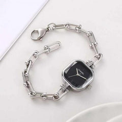 Chanel Watch For Her 924  1650  10999   (85% off)
